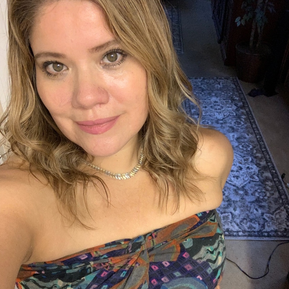 Meet your Posher, Melissa